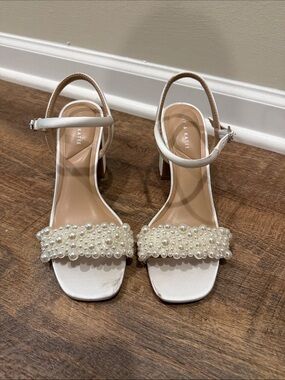 Kelly & Katie Ivory Pearl-Strap Block Heel Sandals